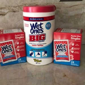 Wet Ones 65ct & 2 Individually Wrapped Wet Ones